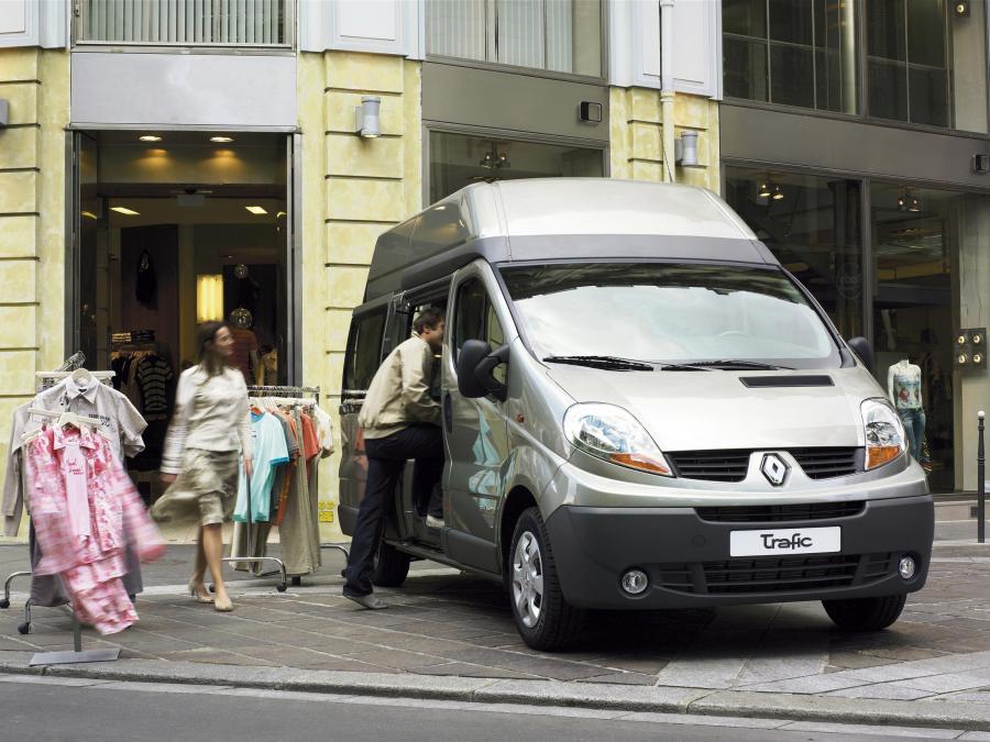  Renault Trafic LWB High Roof Kombi 2006 года  (фото 5 из 6)